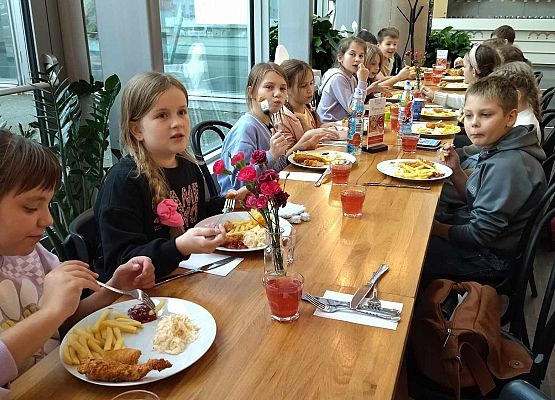 Grafika 14: Pierwsza wyprawa naszych uczniów Centrum Nauki Experyment w Gdyni