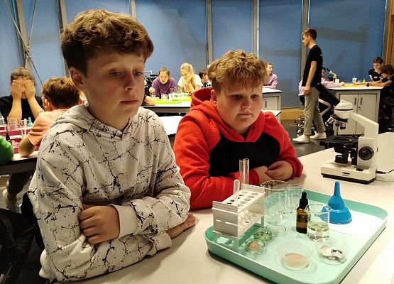 Grafika 15: Pierwsza wyprawa naszych uczniów Centrum Nauki Experyment w Gdyni