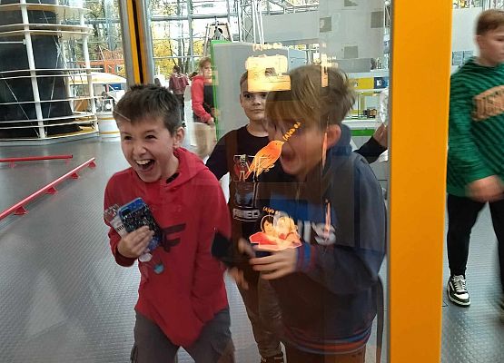 Grafika 17: Pierwsza wyprawa naszych uczniów Centrum Nauki Experyment w Gdyni