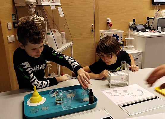 Grafika 20: Pierwsza wyprawa naszych uczniów Centrum Nauki Experyment w Gdyni