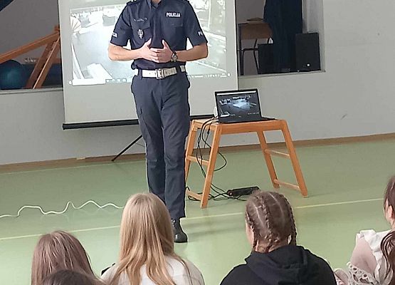 Grafika 5: Spotkanie z policjantami, 29.11.2023