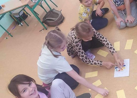 Grafika 4: Andrzejki w klasie IIA