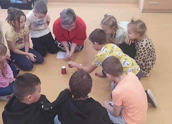 Grafika 17: Andrzejki w klasie IIA