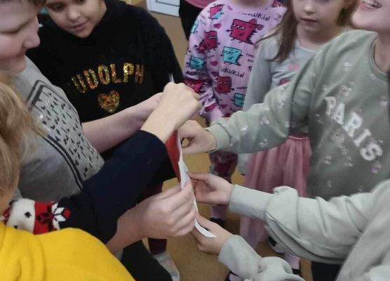 Grafika 19: Świetlicowe wróżby andrzejkowe