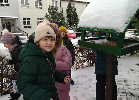 Grafika 10: Nasi uczniowie odwiedzili Ptasie Miasteczko przed szkołą