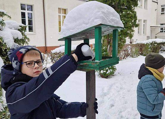 Grafika 17: Nasi uczniowie odwiedzili Ptasie Miasteczko przed szkołą