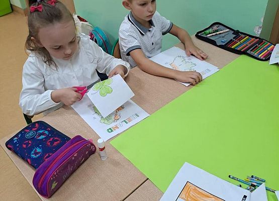 Grafika 9: Klasa Ia bierze udział w Ogólnopolskim Projekcie "Europa i Ja"