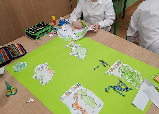 Grafika 16: Klasa Ia bierze udział w Ogólnopolskim Projekcie "Europa i Ja"