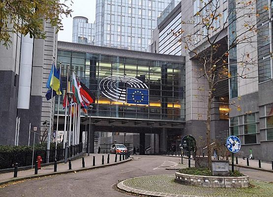 Grafika 3: Pani Izabela Lewicka, nauczycielka SP Wicko, wzięła udział w wizycie w Brukseli na zaproszenie Komisji Europejskiej