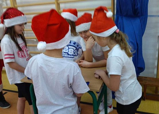 Grafika 14: Turniej Mikołajkowy klas I-III SP Wicko