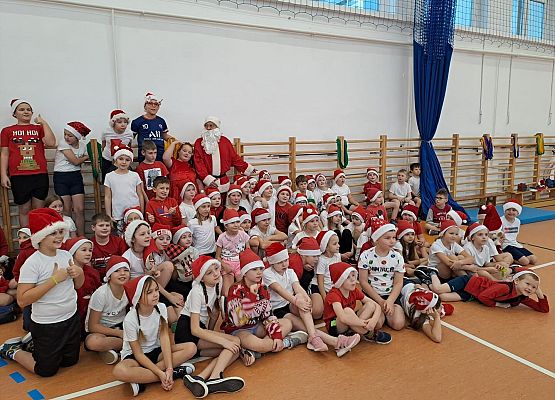 Grafika 17: Turniej Mikołajkowy klas I-III SP Wicko