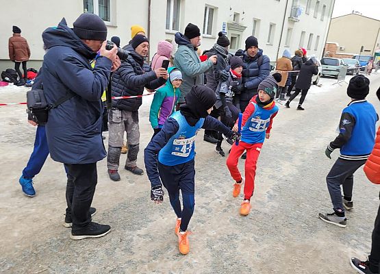 Grafika 13: Dziewczęta z Wicka na II miejscu w Biegu Mikołajkowym