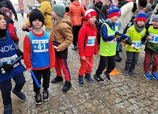 Grafika 16: Dziewczęta z Wicka na II miejscu w Biegu Mikołajkowym