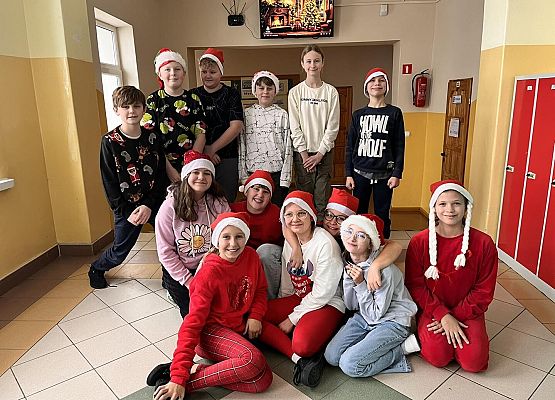 Grafika 100: Mikołajki w naszej szkole!