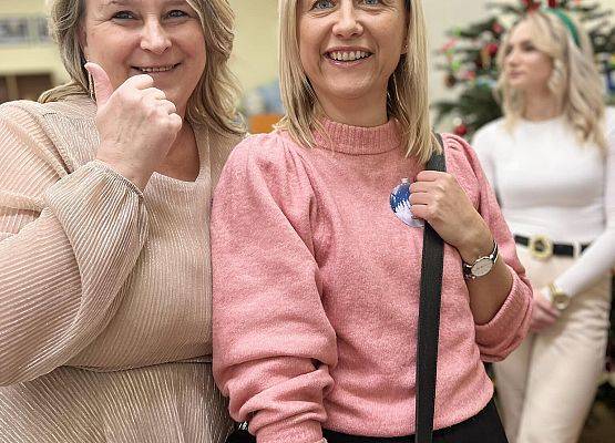 Grafika 8: Mikołajkowe Spotkanie w SP Wicko, 15 grudnia 2023