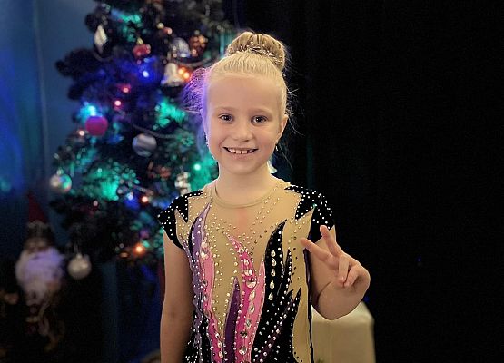 Grafika 17: Mikołajkowe Spotkanie w SP Wicko, 15 grudnia 2023