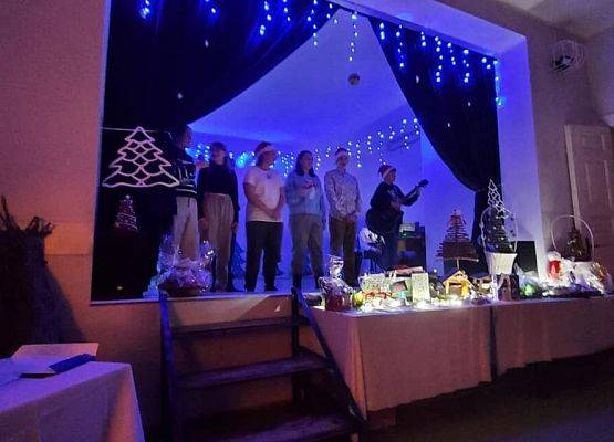 Grafika 23: Mikołajkowe Spotkanie w SP Wicko, 15 grudnia 2023