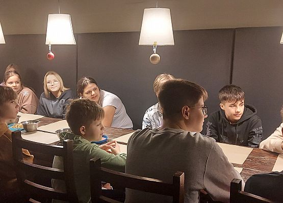 Grafika 2: Pizzę z… kręgielnią  proszę!