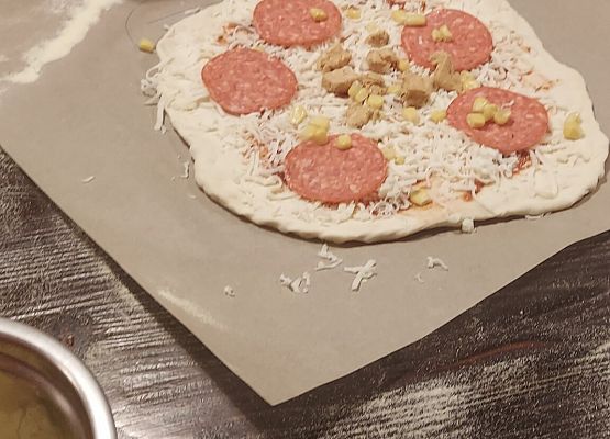 Grafika 10: Pizzę z… kręgielnią  proszę!