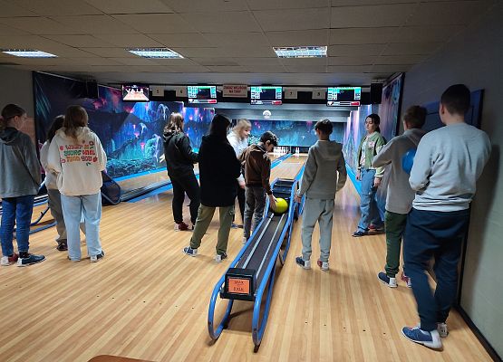 Grafika 19: Pizzę z… kręgielnią  proszę!