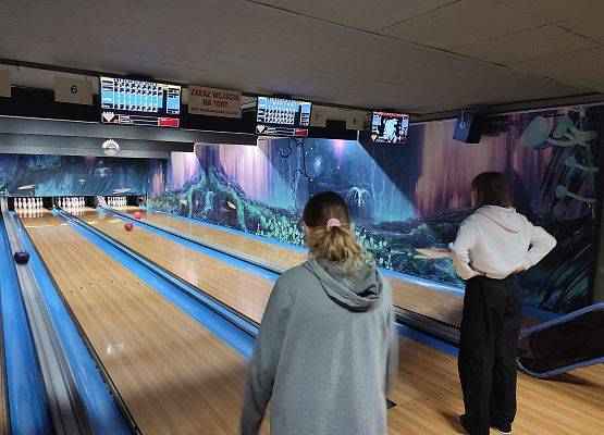 Grafika 21: Pizzę z… kręgielnią  proszę!