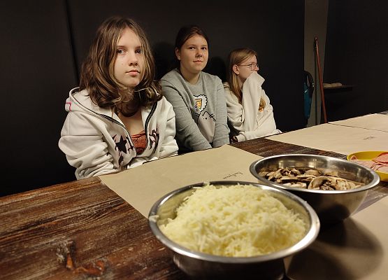 Grafika 28: Pizzę z… kręgielnią  proszę!