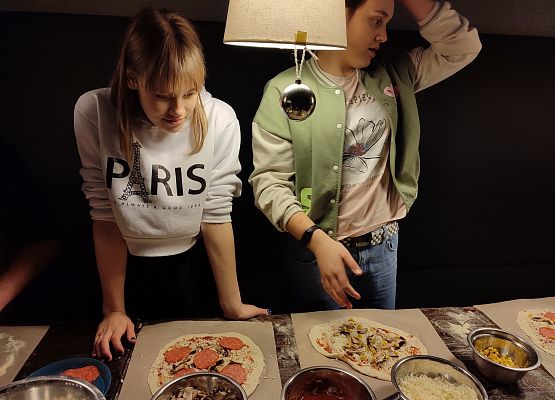 Grafika 43: Pizzę z… kręgielnią  proszę!