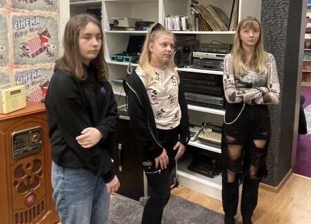 Grafika 6: Gościnne zajęcia biblioteczne dla uczniów z Maszewka w naszej szkolnej bibliotece