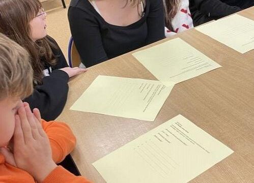 Grafika 13: Gościnne zajęcia biblioteczne dla uczniów z Maszewka w naszej szkolnej bibliotece