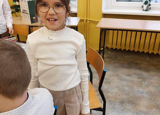 Grafika 5: Świąteczne pozdrowienia od kl. IVA