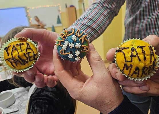 Grafika 9: Wigilia klasowa w IIIA