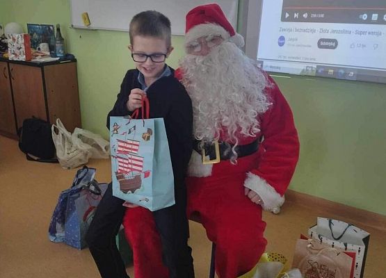 Grafika 4: Klasowa wigilia w IVB