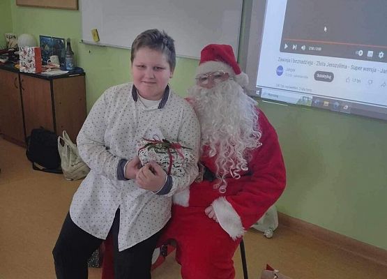 Grafika 5: Klasowa wigilia w IVB