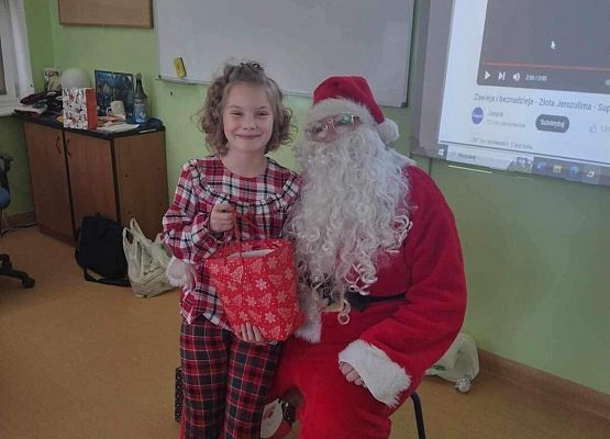 Grafika 10: Klasowa wigilia w IVB