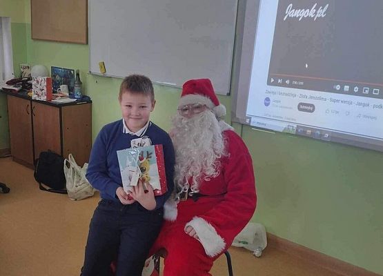 Grafika 16: Klasowa wigilia w IVB