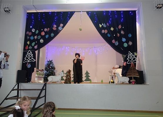 Grafika 6: Szkolne jasełka