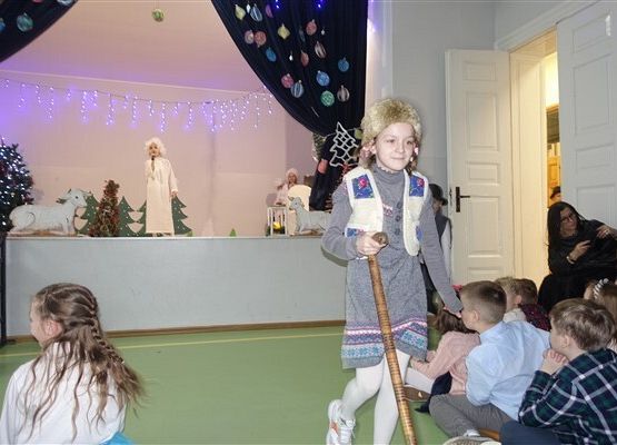 Grafika 9: Szkolne jasełka