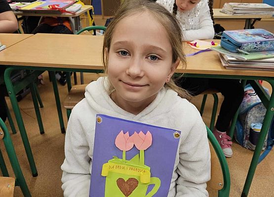 Grafika 5: Życzenia z okazji Dnia Babci i Dziadka od naszych uczniów