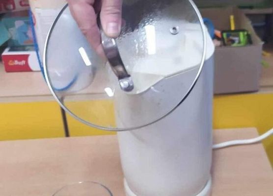 Grafika 17: Zajęcia kl. IIA w ramach projektu "Otwórz się na naukę. Eksperymenty na cztery pory roku"