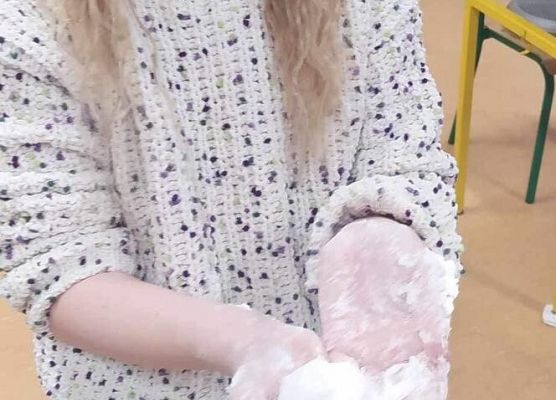 Grafika 18: Zajęcia kl. IIA w ramach projektu "Otwórz się na naukę. Eksperymenty na cztery pory roku"