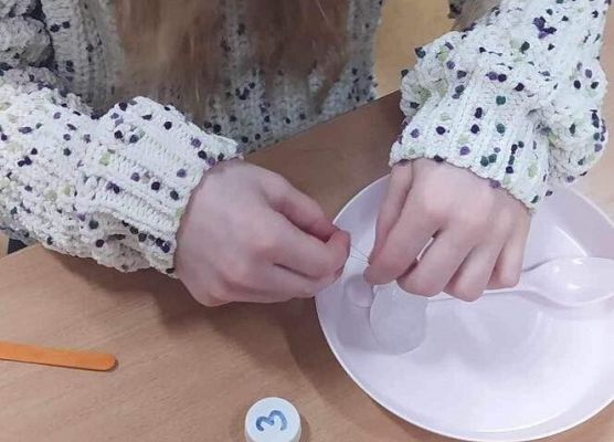 Grafika 19: Zajęcia kl. IIA w ramach projektu "Otwórz się na naukę. Eksperymenty na cztery pory roku"