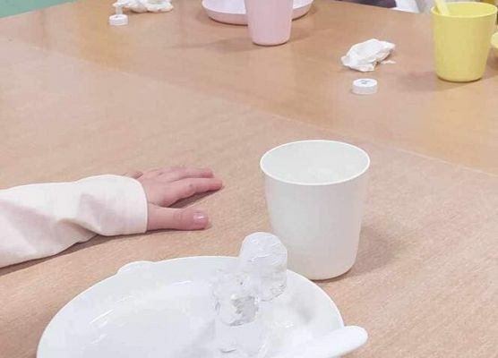 Grafika 23: Zajęcia kl. IIA w ramach projektu "Otwórz się na naukę. Eksperymenty na cztery pory roku"