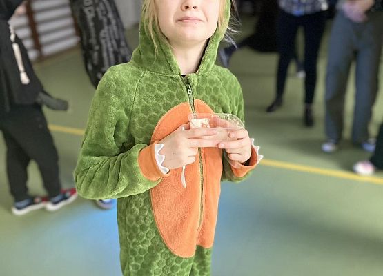 Grafika 23: Bal karnawałowy