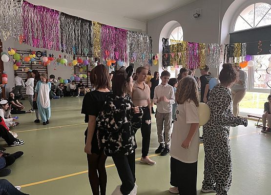 Grafika 38: Bal karnawałowy