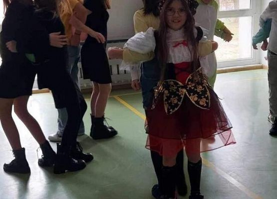 Grafika 47: Bal karnawałowy