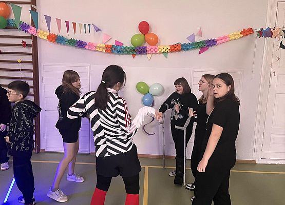 Grafika 54: Bal karnawałowy