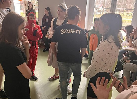 Grafika 73: Bal karnawałowy