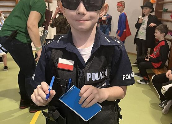 Grafika 79: Bal karnawałowy