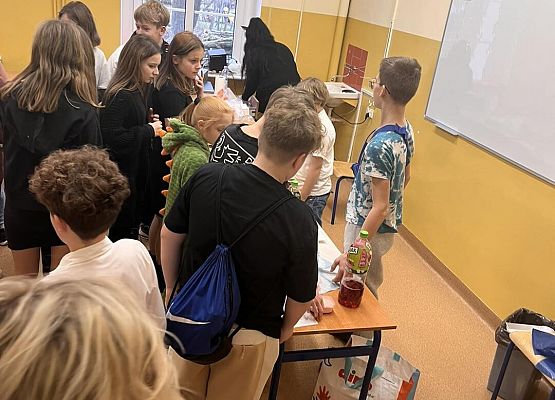 Grafika 83: Bal karnawałowy