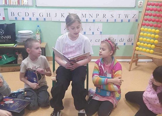 Grafika 3: Podsumowanie projektu "Czytelnicza środa" w kl. IIA